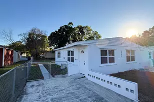 5045 Garner St, Fort Pierce, FL 34981 - Photo 3