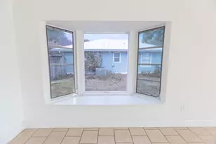 382 NE Genesee Ave, Port Saint Lucie, FL 34983 - Photo 13