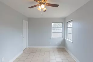 382 NE Genesee Ave, Port Saint Lucie, FL 34983 - Photo 11