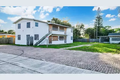 124 SW 8th Avenue, Delray Beach, FL 33444 - Photo 1