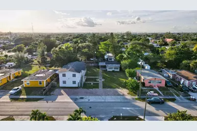 124 SW 8th Avenue, Delray Beach, FL 33444 - Photo 7