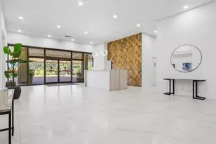 1900 Consulate Pl, West Palm Beach, FL 33401 - Photo 23