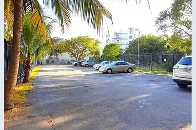 453 SW 2nd Street #208b, Miami, FL 33130 - Photo 15