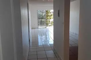 453 SW 2nd St, Miami, FL 33130 - Photo 3