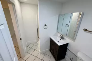 5045 Garner St, Fort Pierce, FL 34981 - Photo 5