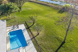 24 Dunbar Rd, Palm Beach Gardens, FL 33418 - Photo 83