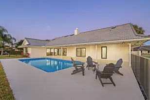 24 Dunbar Rd, Palm Beach Gardens, FL 33418 - Photo 75