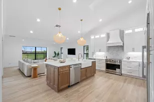 24 Dunbar Rd, Palm Beach Gardens, FL 33418 - Photo 23