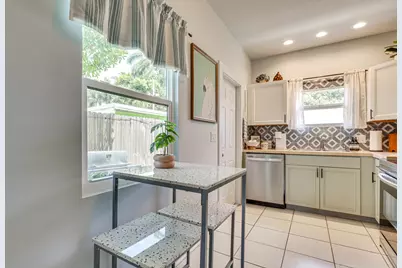 411 Valley Forge Road, West Palm Beach, FL 33405 - Photo 11