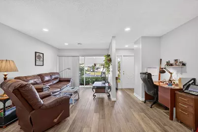 319 Colony Lane #C, Fort Pierce, FL 34982 - Photo 5