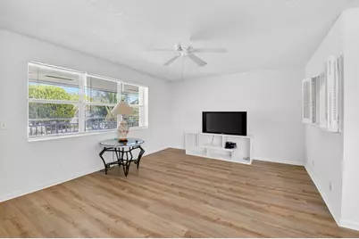 480 W Boynton Beach Boulevard #205, Boynton Beach, FL 33435 - Photo 15