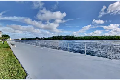 480 W Boynton Beach Boulevard #205, Boynton Beach, FL 33435 - Photo 5
