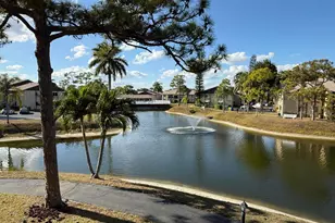 338 Pine Ridge Cir, Greenacres, FL 33463 - Photo 7