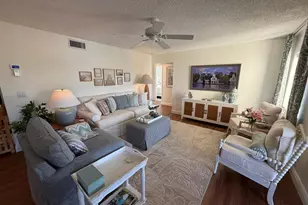 338 Pine Ridge Cir, Greenacres, FL 33463 - Photo 13