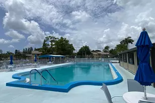 338 Pine Ridge Cir, Greenacres, FL 33463 - Photo 47