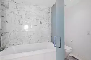 851 NE 1st Ave, Miami, FL 33132 - Photo 17