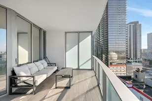 851 NE 1st Ave, Miami, FL 33132 - Photo 21