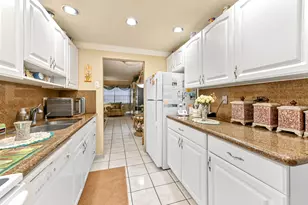 6 Abbey Ln, Delray Beach, FL 33446 - Photo 13