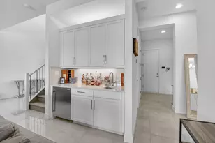 17302 Rainstream Rd, Boca Raton, FL 33496 - Photo 9