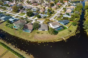 1901 Primrose Ln, Wellington, FL 33414 - Photo 35