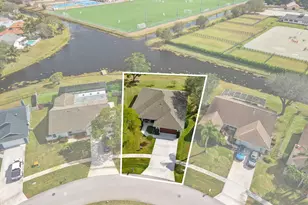 1901 Primrose Ln, Wellington, FL 33414 - Photo 3