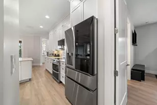 1901 Primrose Ln, Wellington, FL 33414 - Photo 7