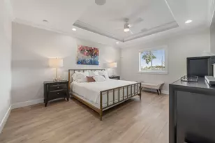 1901 Primrose Ln, Wellington, FL 33414 - Photo 17