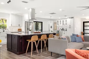 2831 SE Fairway W, Stuart, FL 34997 - Photo 11