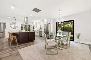 2831 SE Fairway W, Stuart, FL 34997 - Photo 5