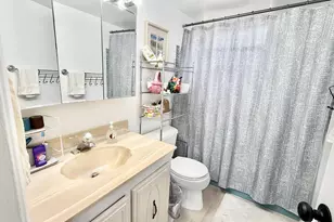 705 Lori Dr, Lake Worth Beach, FL 33461 - Photo 9