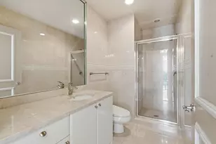 16500 Collins Ave, North Miami Beach, FL 33160 - Photo 33