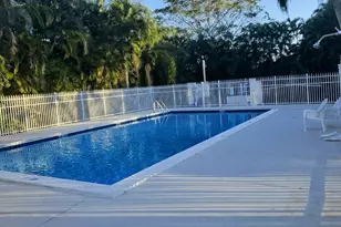 141 Plumage Ln, West Palm Beach, FL 33415 - Photo 17