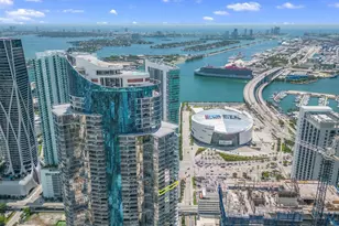 851 NE 1st Ave, Miami, FL 33132 - Photo 37