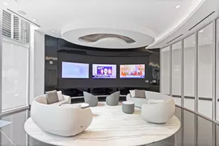 851 NE 1st Ave, Miami, FL 33132 - Photo 23