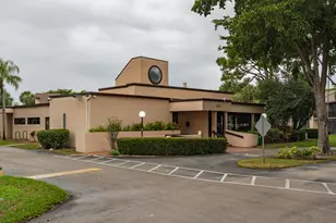 2217 SW 15th St, Deerfield Beach, FL 33442 - Photo 27