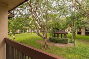 2217 SW 15th St, Deerfield Beach, FL 33442 - Photo 15