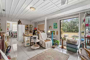 464 SE Asbury Ln, Port Saint Lucie, FL 34983 - Photo 9