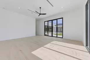 5770 Dixie Belle Rd, Palm Beach Gardens, FL 33418 - Photo 9