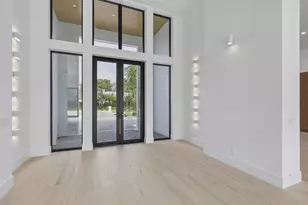 5770 Dixie Belle Rd, Palm Beach Gardens, FL 33418 - Photo 3