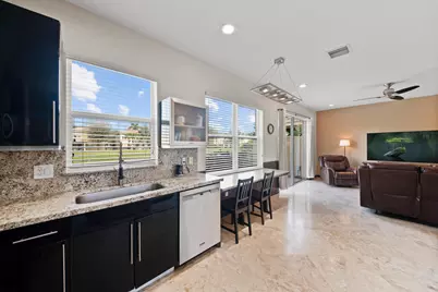 7865 Jewelwood Drive, Boynton Beach, FL 33437 - Photo 5