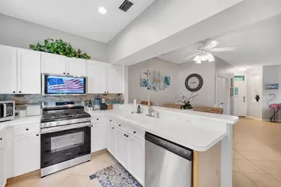 8193 Sandpiper Way, West Palm Beach, FL 33412 - Photo 9