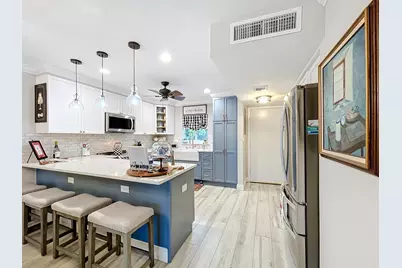 3060 Holiday Springs Boulevard #312, Margate, FL 33065 - Photo 9