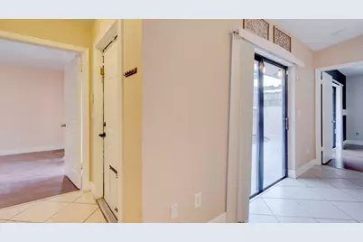 4782 Sunny Palm Circle #D, West Palm Beach, FL 33415 - Photo 13