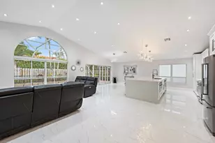 1077 Siena Oaks Cir E, Palm Beach Gardens, FL 33410 - Photo 7