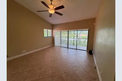 4 Via De Casas Sur #203, Boynton Beach, FL 33426 - Photo 5