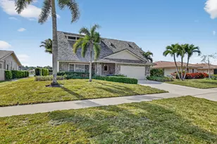 17421 Spring Tree Ln, Boca Raton, FL 33487 - Photo 3