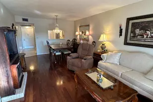 1101 Colony Point Cir, Pembroke Pines, FL 33026 - Photo 9