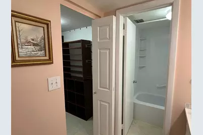 1101 Colony Point Circle #108, Hollywood, FL 33026 - Photo 21