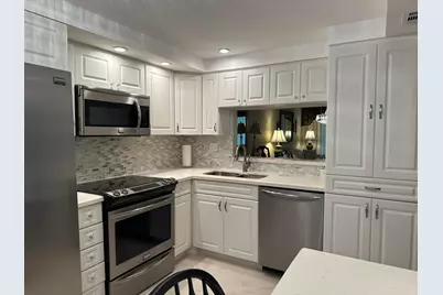 1101 Colony Point Circle #108, Hollywood, FL 33026 - Photo 11