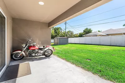 1652 SW Penrose Avenue, Port Saint Lucie, FL 34953 - Photo 29